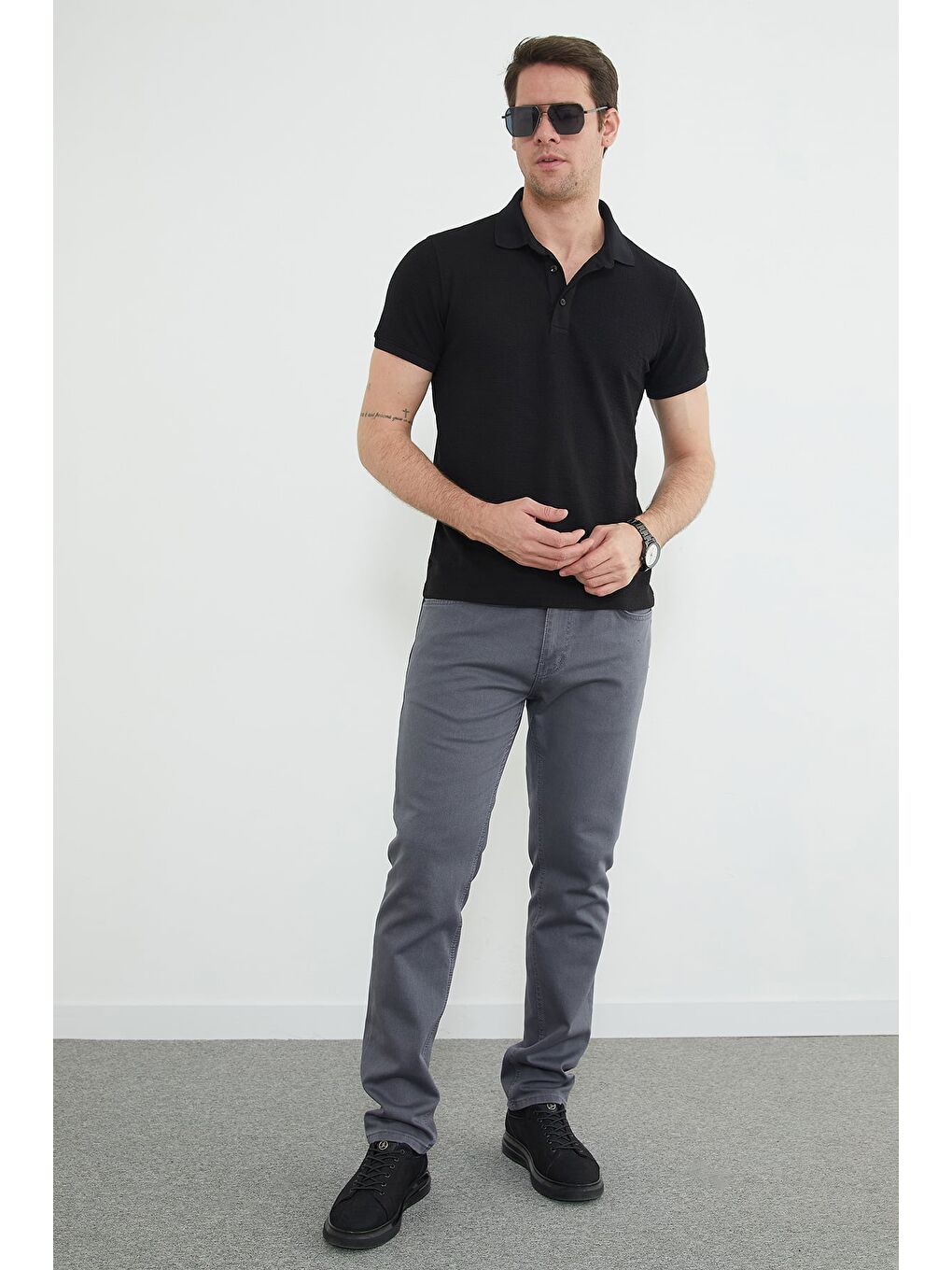 Siyah Basic Polo Yaka Regular Fit Tişört-2
