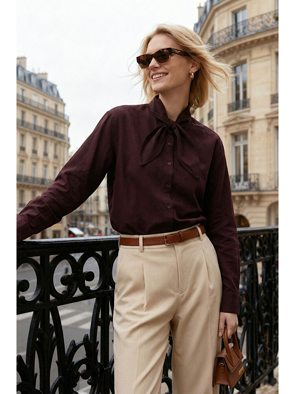 Mürdüm Pamuklu Relaxed Fit Fiyonk Detaylı Yaka Gömlek 6925407-1