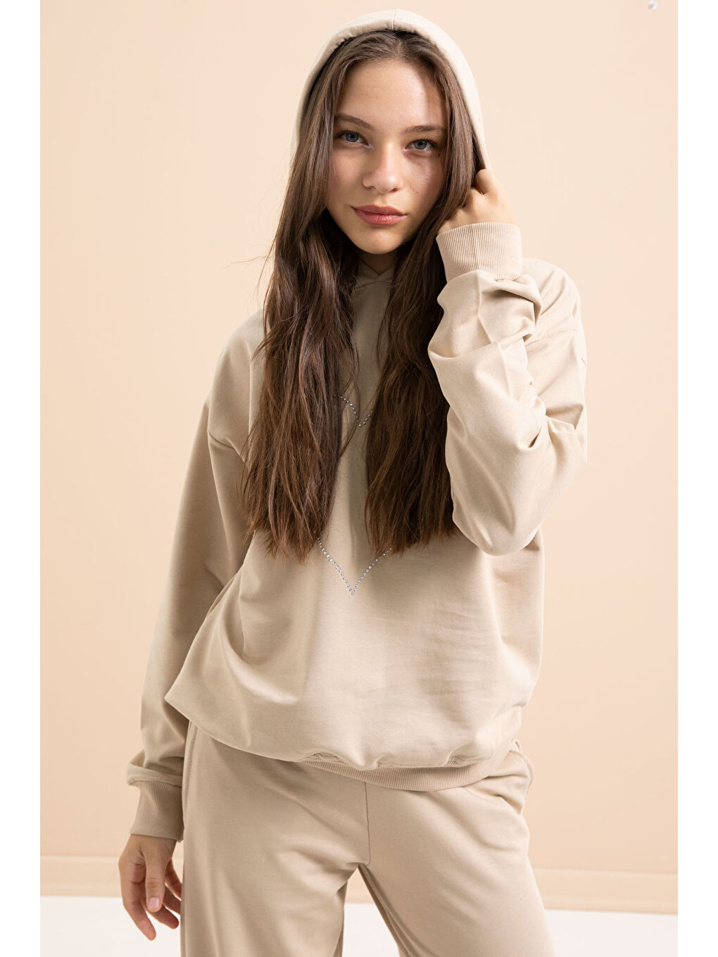 Bej Kalp Desenli Kapüşonlu Kız Çocuk Eşofman Takımı 21254-4