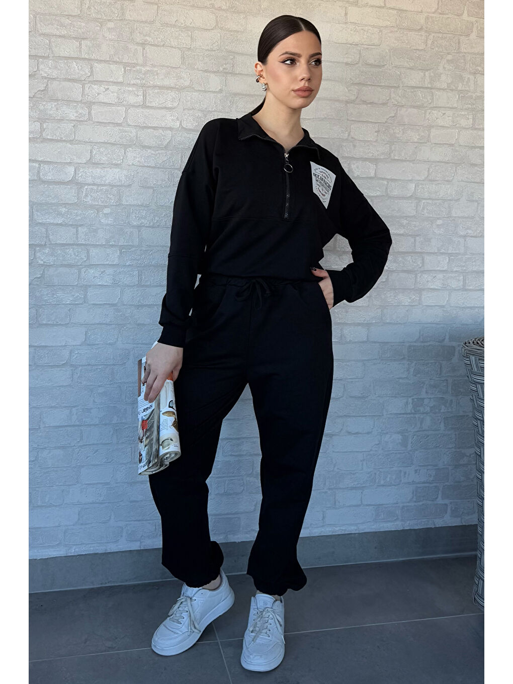 Siyah Kadın Dik Yaka Yarım Fermuarlı Sweat Pantolon Eşofman Takımı-1