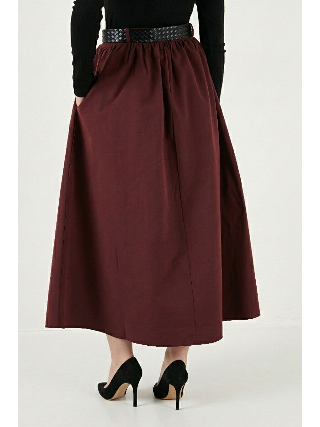 Mürdüm Pamuklu Relaxed Fit Lastikli Bel Kemer Detaylı Midi Boy Etek 6921273-3