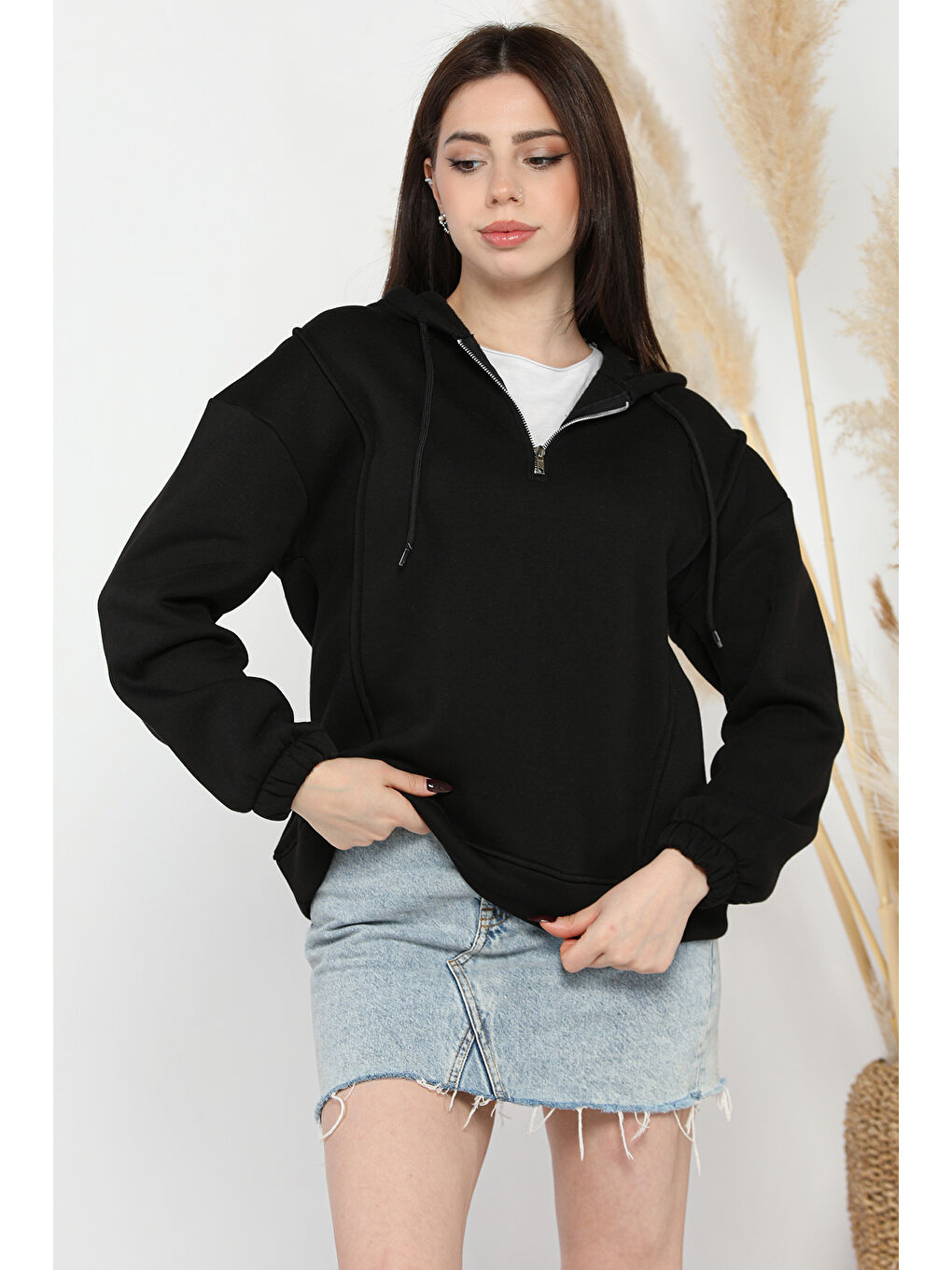 Siyah Yarım Fermuarlı Üç İplik Şardonlu Kadın Sweatshirt-1