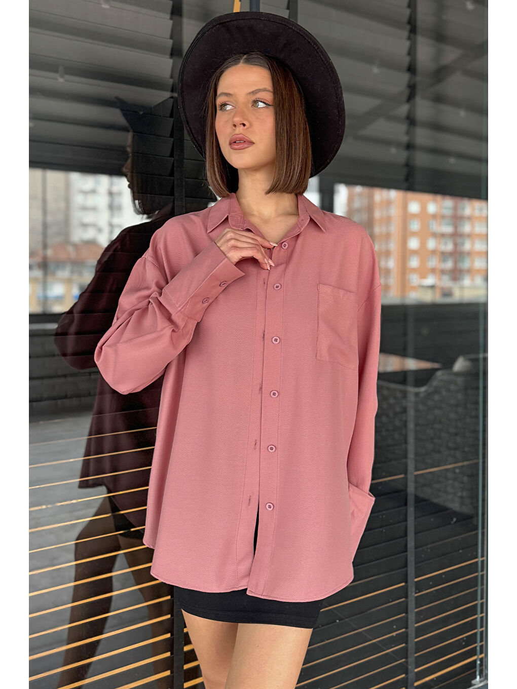 Pembe Kadın Tek Cepli Salaş Gömlek-1