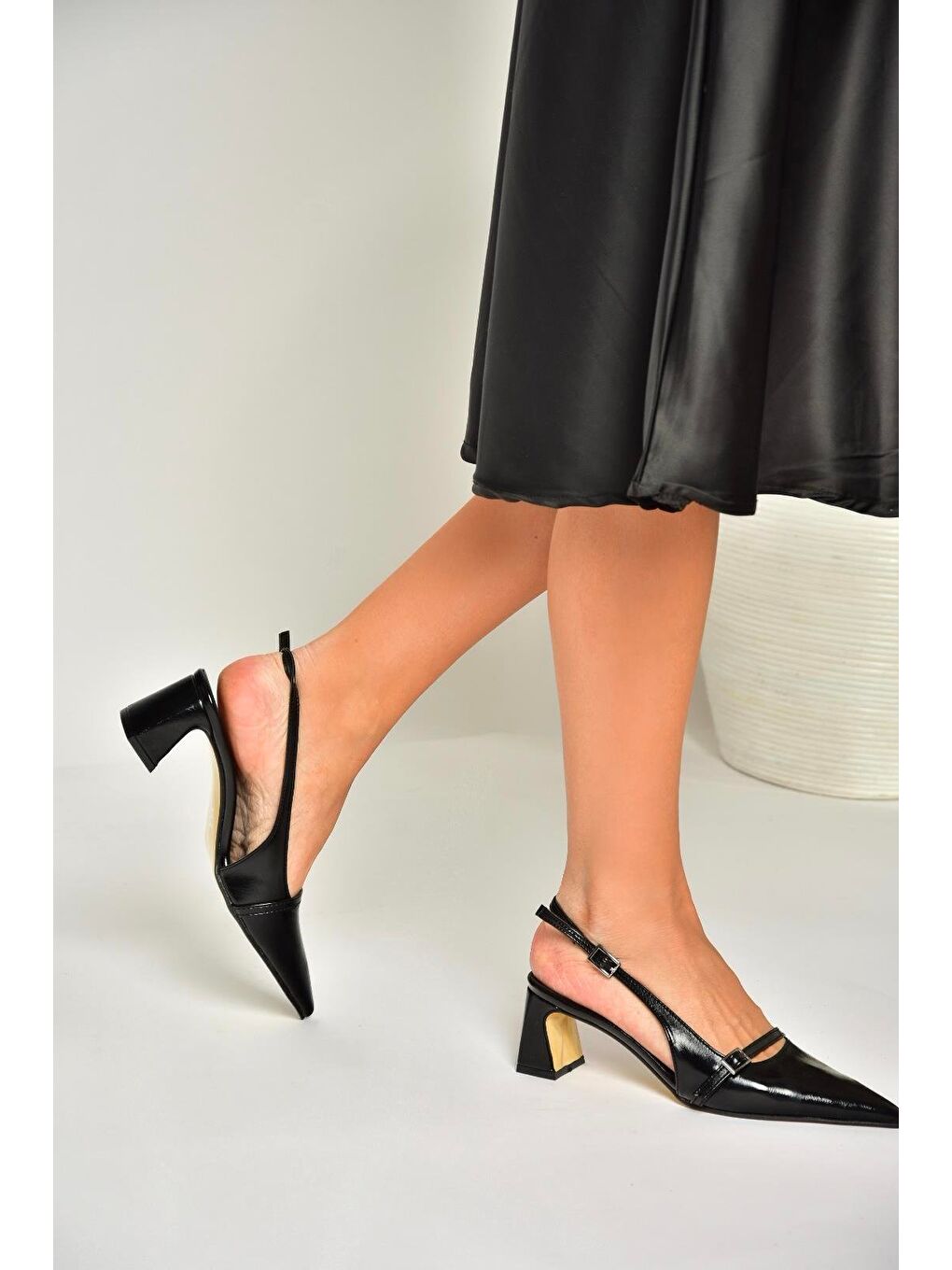 Siyah Kadın Topuklu Ayakkabı U6540787-2