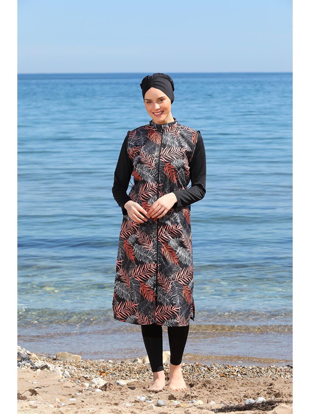 Siyah Dijital Baskılı Uzun Jile Model Kapalı Tesettür Mayo 3476