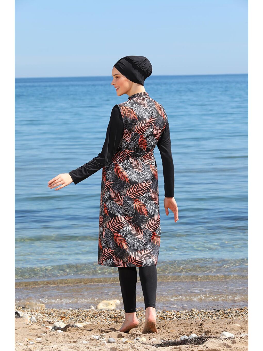 Siyah Dijital Baskılı Uzun Jile Model Kapalı Tesettür Mayo 3476-5