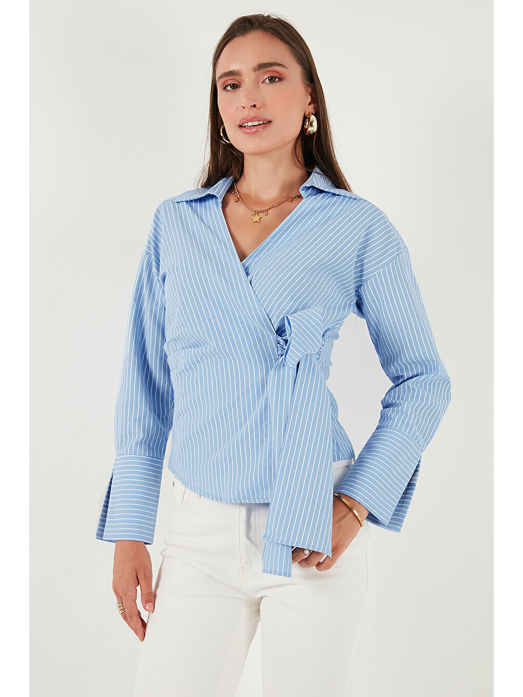 Mavi Pamuklu Regular Fit Uzun Kollu Bağlama Detaylı Gömlek 65200538-3