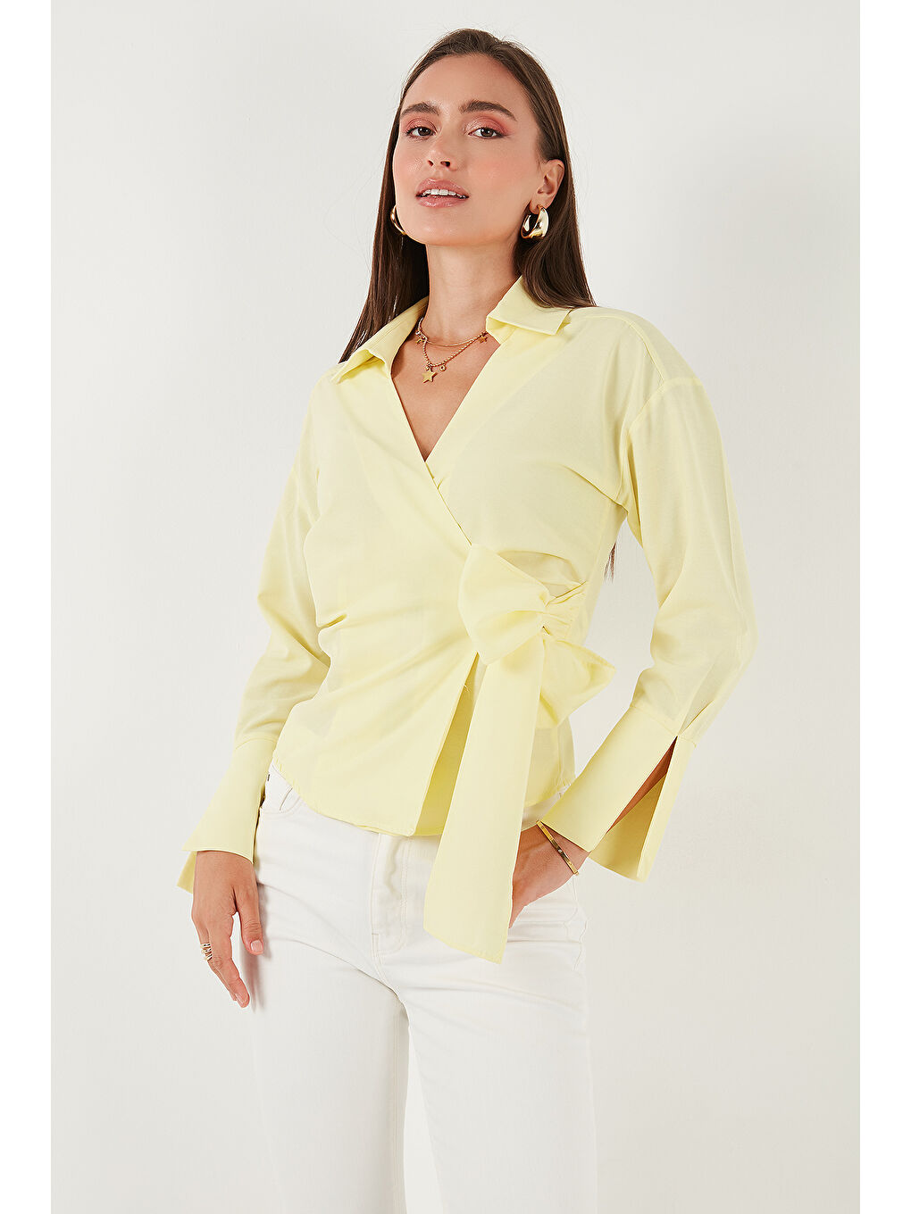 Sarı Pamuklu Regular Fit Uzun Kollu Bağlama Detaylı Gömlek 65200538-3