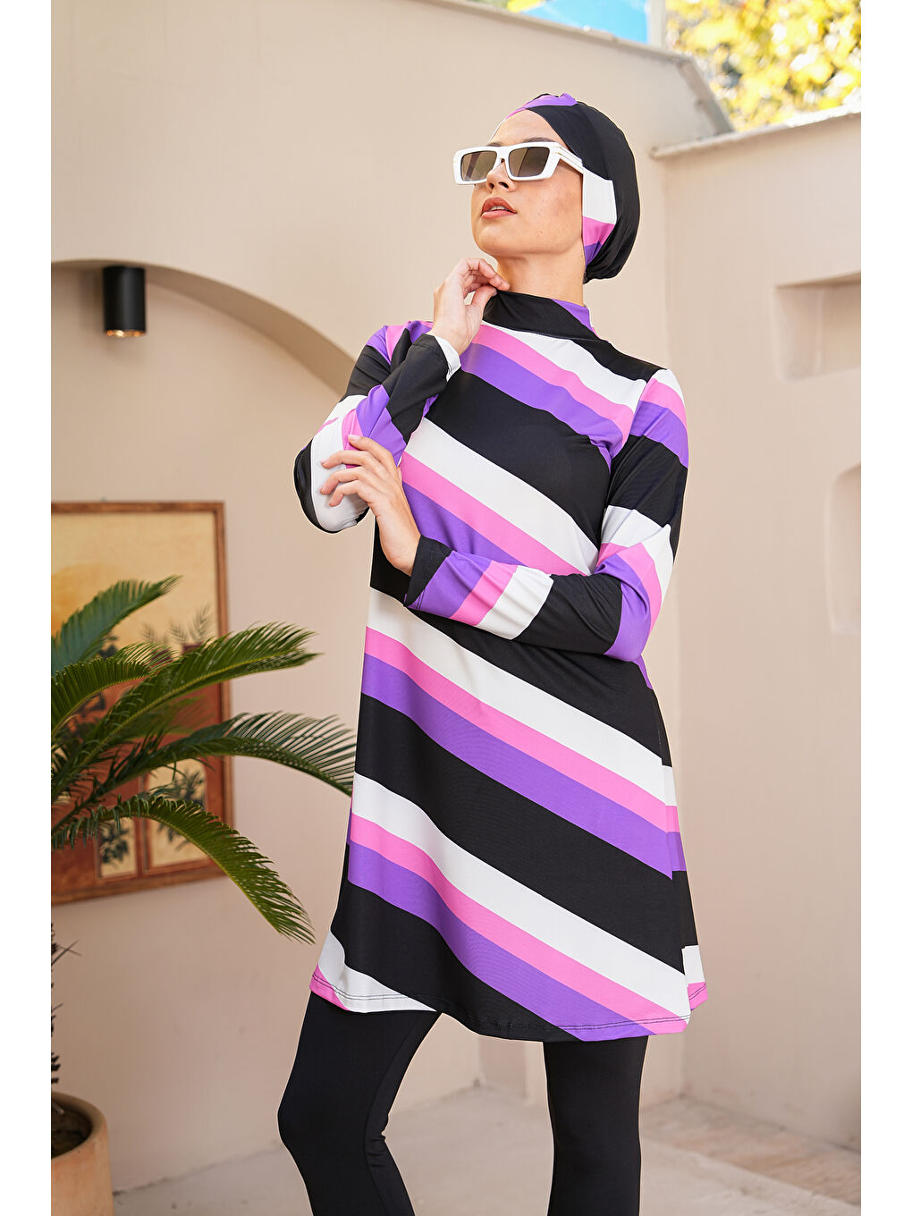 Siyah Şerit Desenli Taytlı Kapalı Tesettür Mayo 3722-3