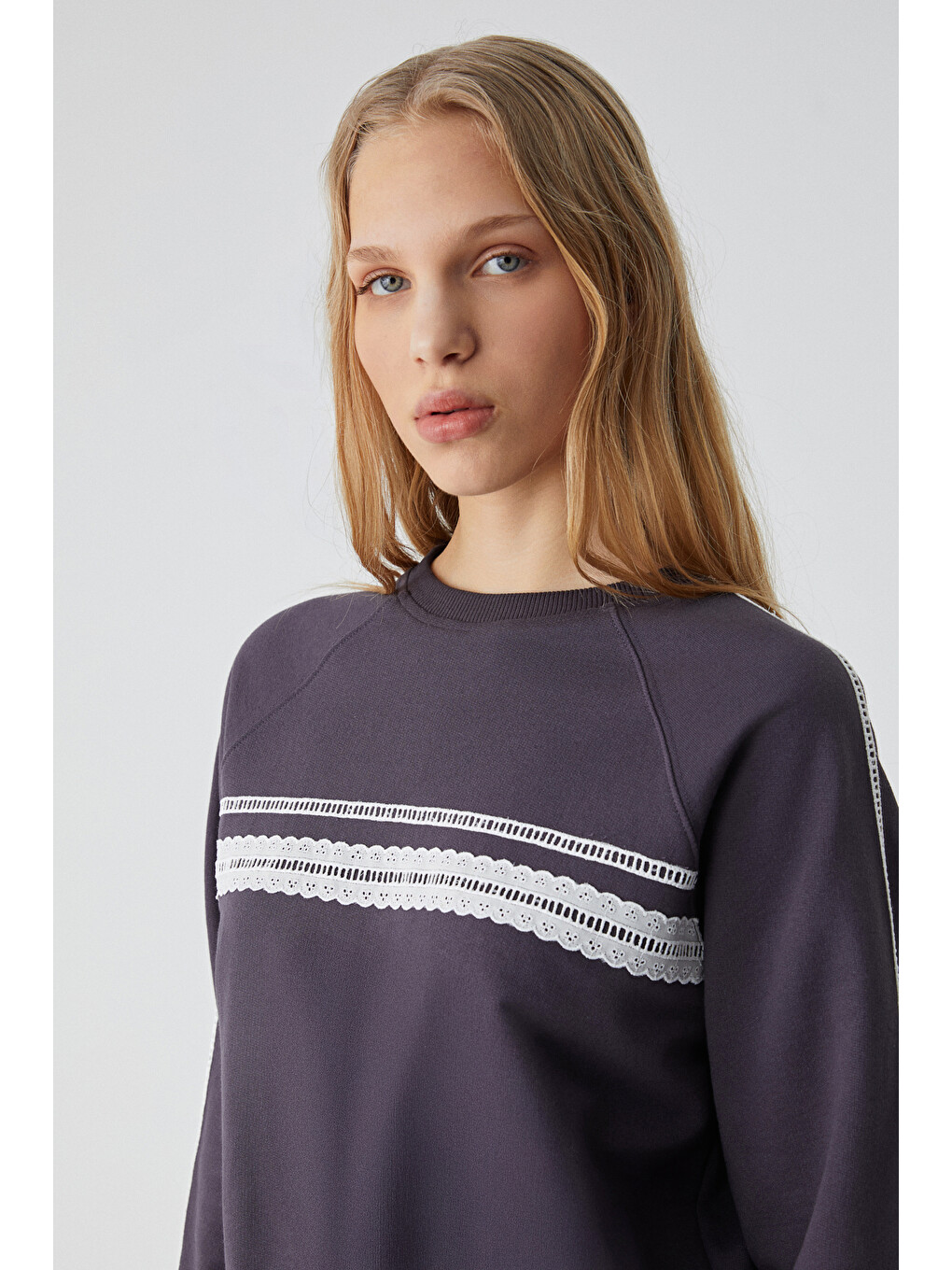 Jınx Kadın %100 Pamuk Kapüşonlu Fermuarlı Mor Sweatshirt-4