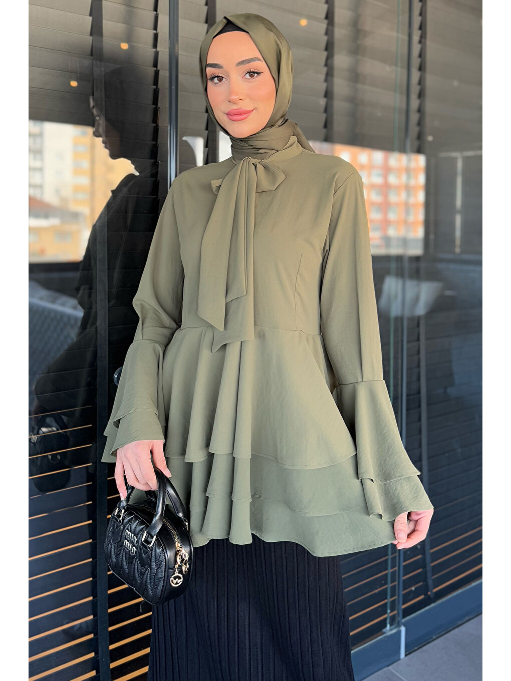 Haki Tesettür Piliseli Şifon Tunik-2