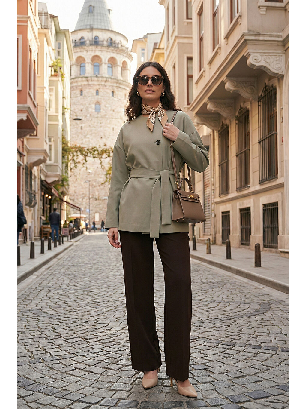 Haki Regular Fit Bisiklet Yaka Kemer Detaylı Trençkot 6927672-1