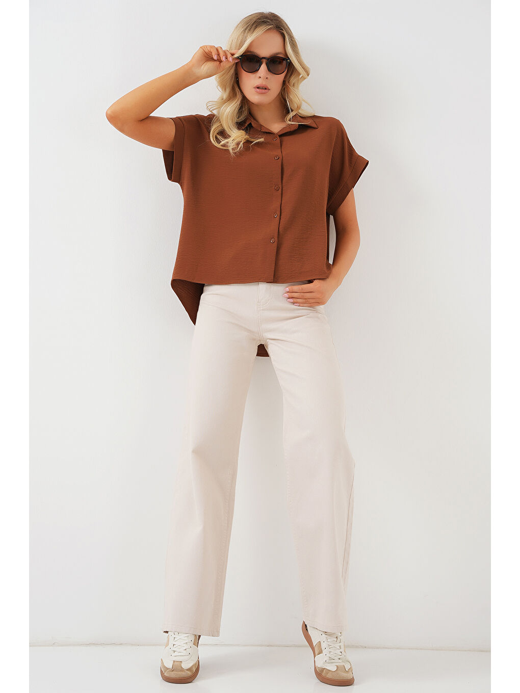 Kahverengi Kadın Oversize Kısa Kol Gömlek 20322 - Taba-1