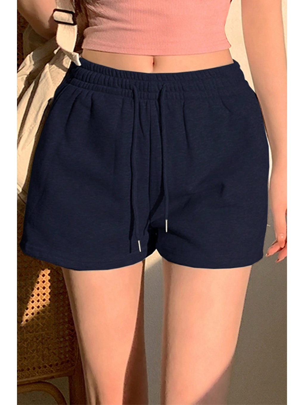 Kadın Lacivert Pamuklu İki İplik Şardonlu Yumuşacık Beli Gipe Lastikli Kısa Şort-4