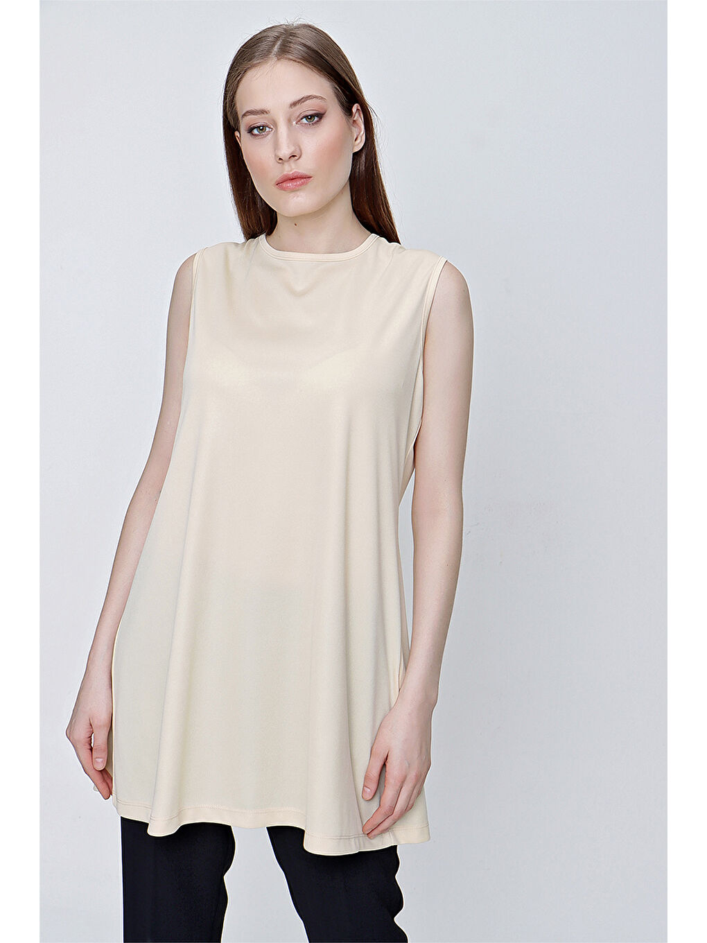 Bej Sıfır Kol Jüpon Tunik-1