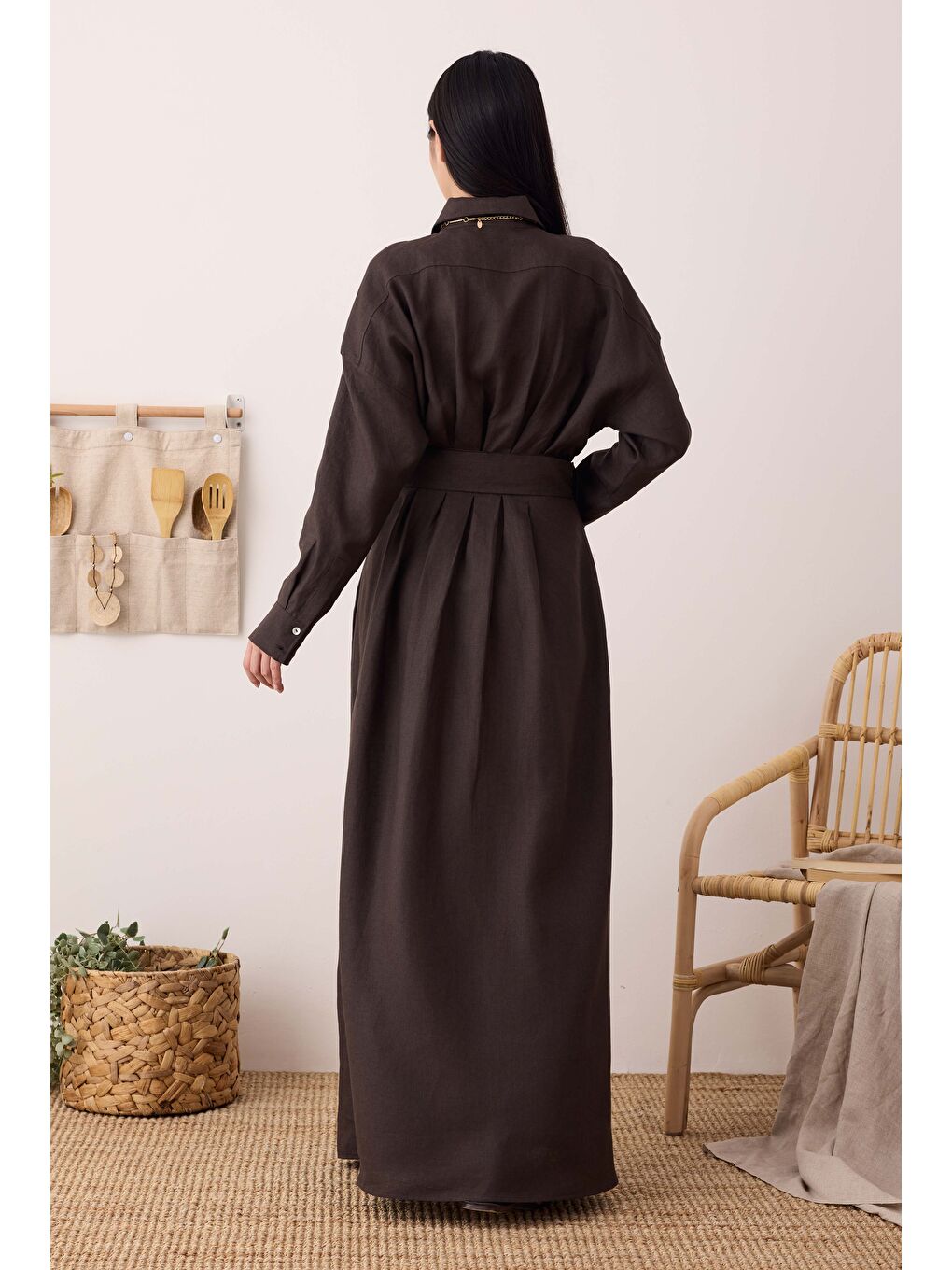 Kahverengi Keten Uzun Pileli Elbise Acı Kahve-4