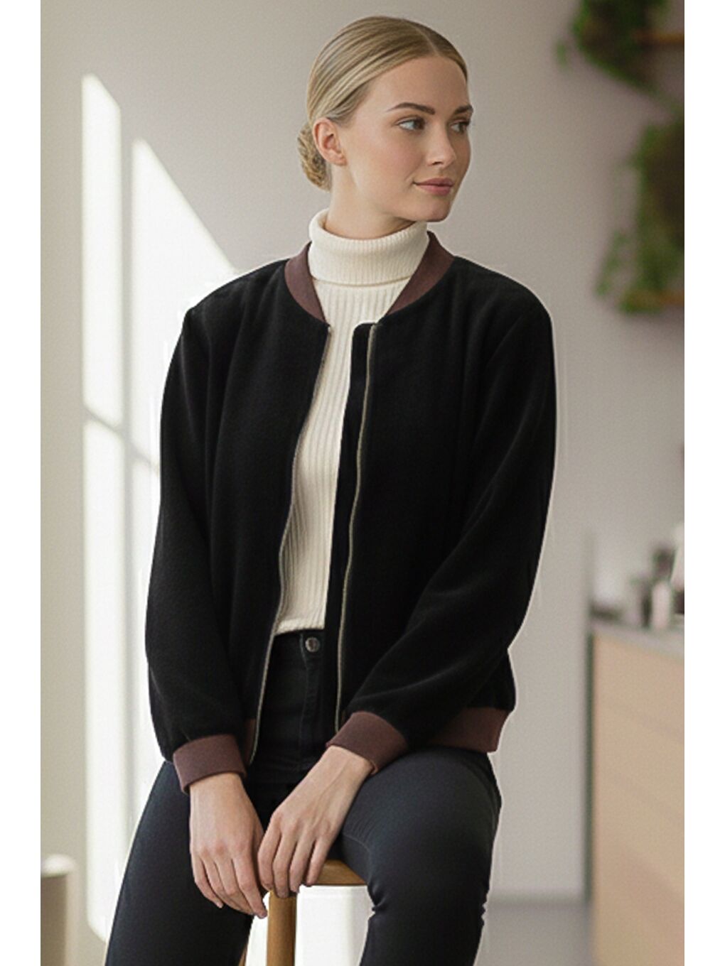 İtalyan Siyah Bomber Yaka Manşetli Kollu Fermuarlı Cepsiz Astarsız Kadife Dokuma Bomber Ceket 68 65-1