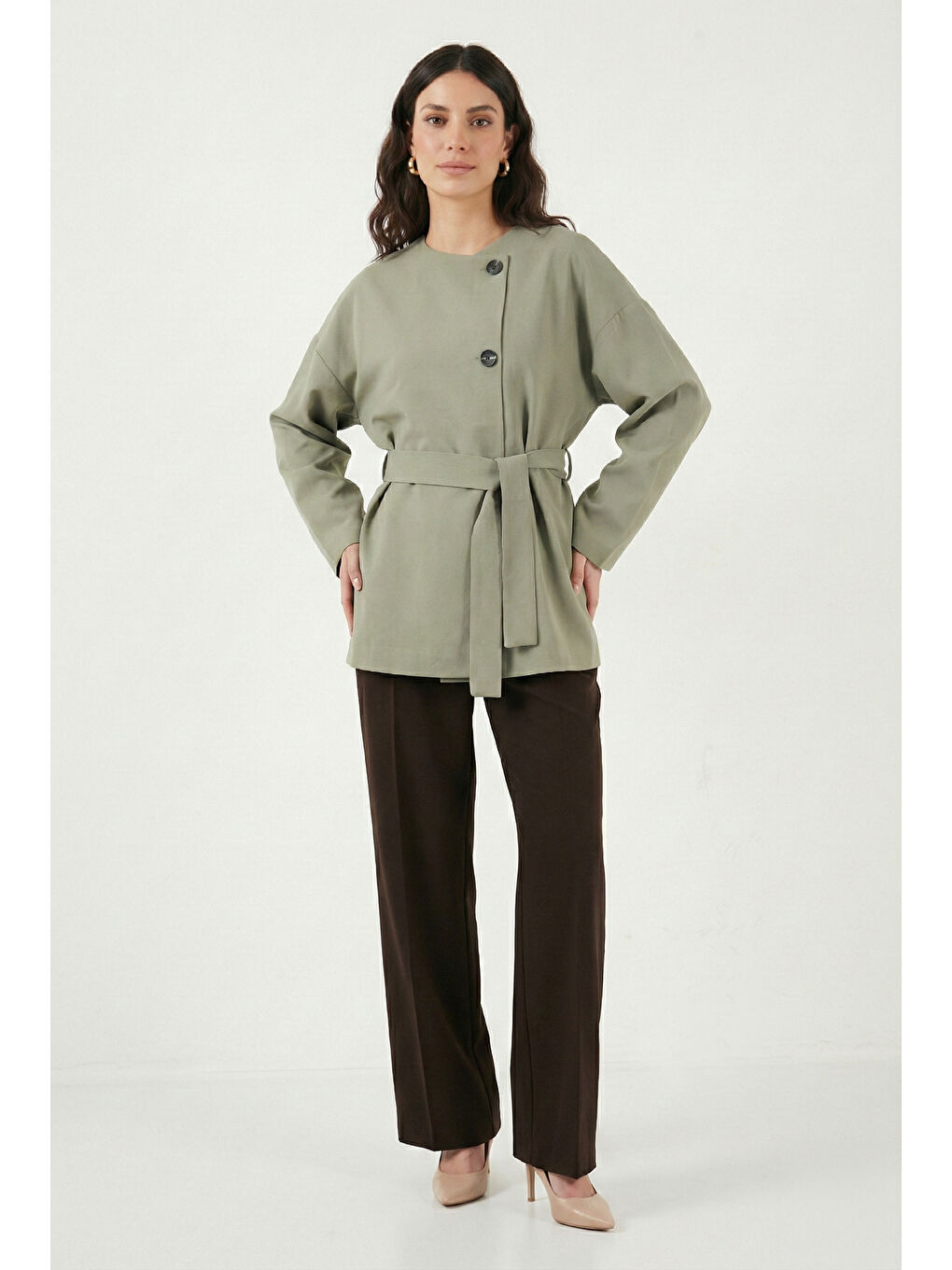 Haki Regular Fit Bisiklet Yaka Kemer Detaylı Trençkot 6927672-3