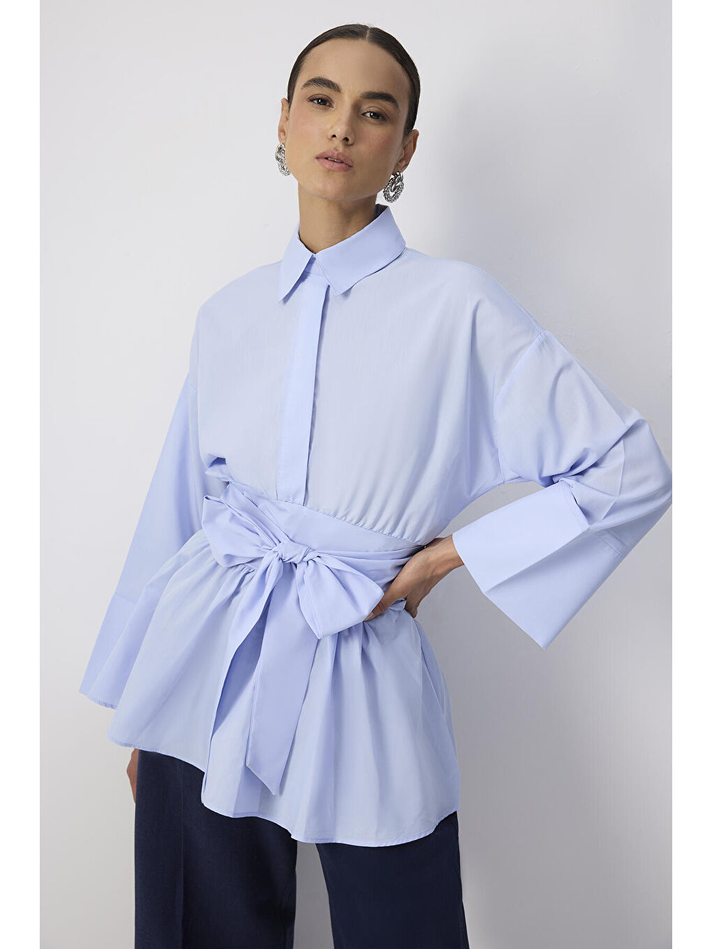 Mavi Kuşaklı Gömlek Yaka Tunik-1