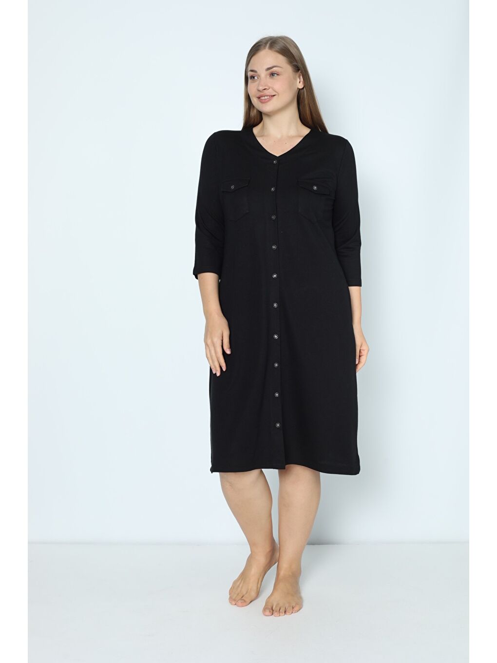 Siyah Cepli V Yaka Düğmeli Büyük Beden Iki Iplik Elbise