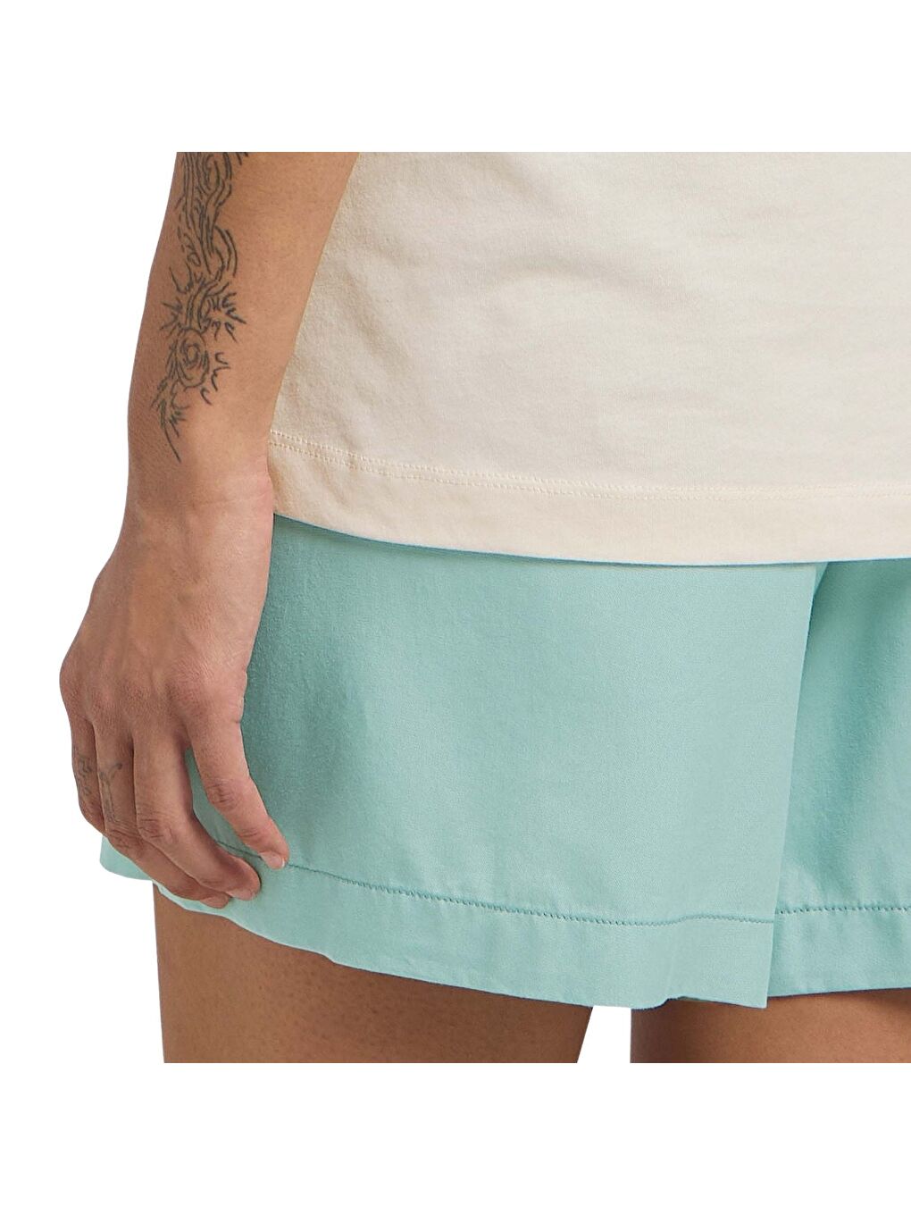 Essential T Kadın Beyaz Tişört-6