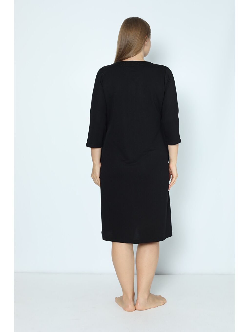 Siyah Cepli V Yaka Düğmeli Büyük Beden Iki Iplik Elbise-4