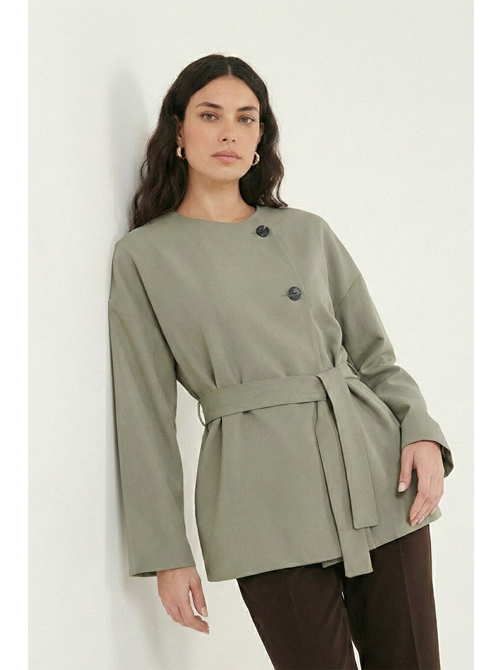 Haki Regular Fit Bisiklet Yaka Kemer Detaylı Trençkot 6927672-5