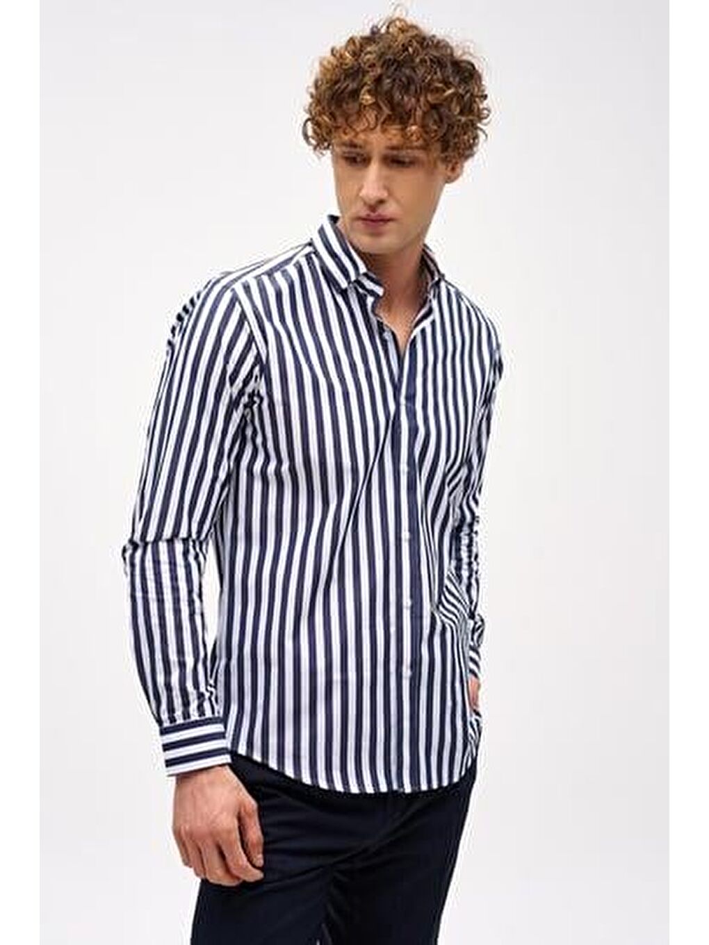 Lacivert Dynamic Fit Düğmeli Yaka Çizgili Uzun Kollu Cepsiz %100 Pamuk Gömlek-3