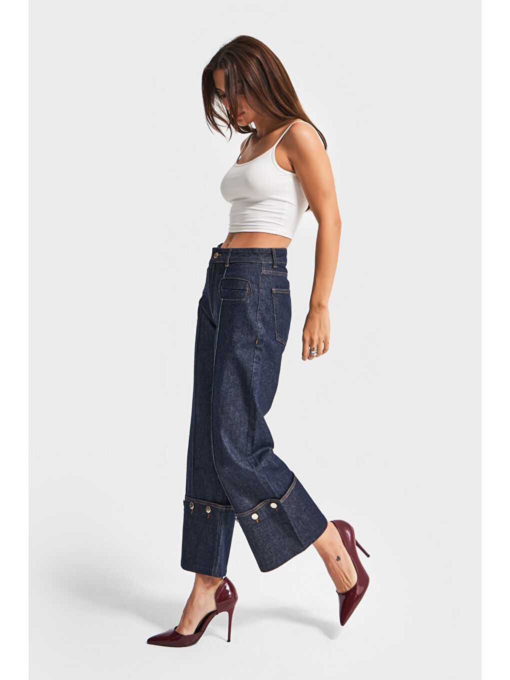 Kadın İndigo Renk 7w5-50 Crop Straight Fit Paça Detaylı Tasarım Denim Jean-2