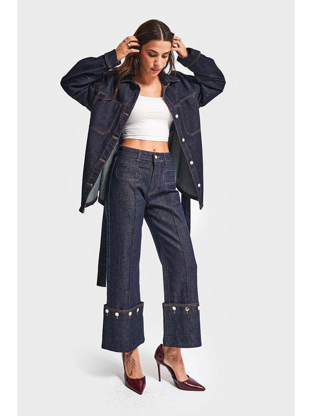 Kadın İndigo Renk 7w5-50 Crop Straight Fit Paça Detaylı Tasarım Denim Jean-3