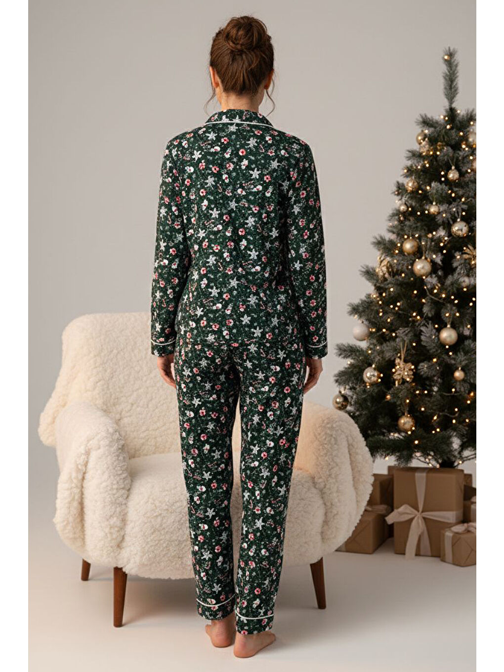 Yeşil Ara Biyeli Baskılı Süet Pijama Takımı Zümrüt - 28088-ZUMRUT-1