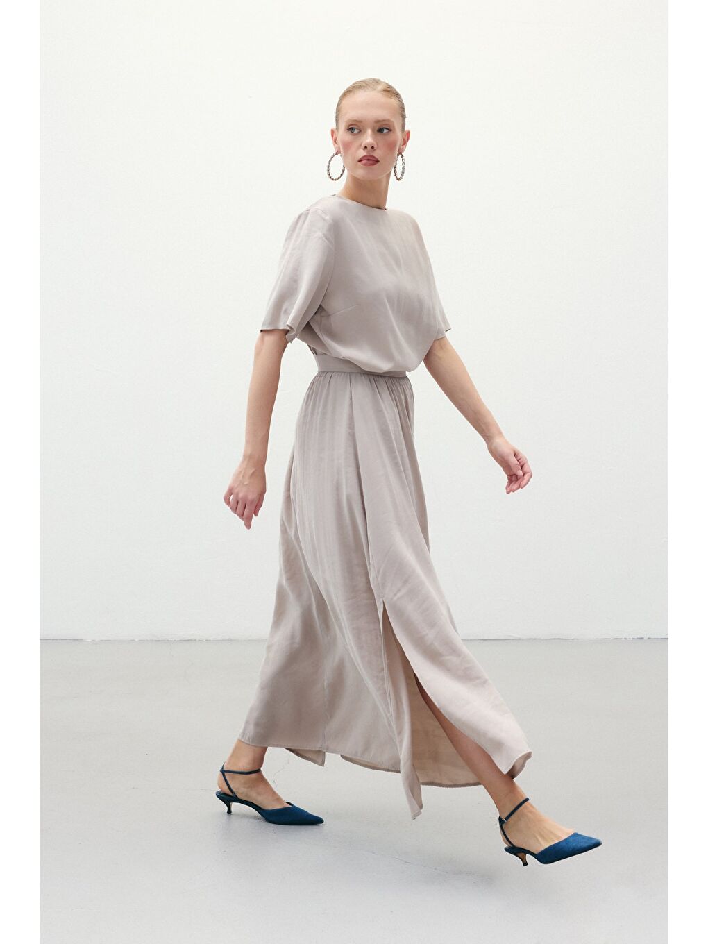 Bej Yırtmaçlı Uzun Etek - Taş-3