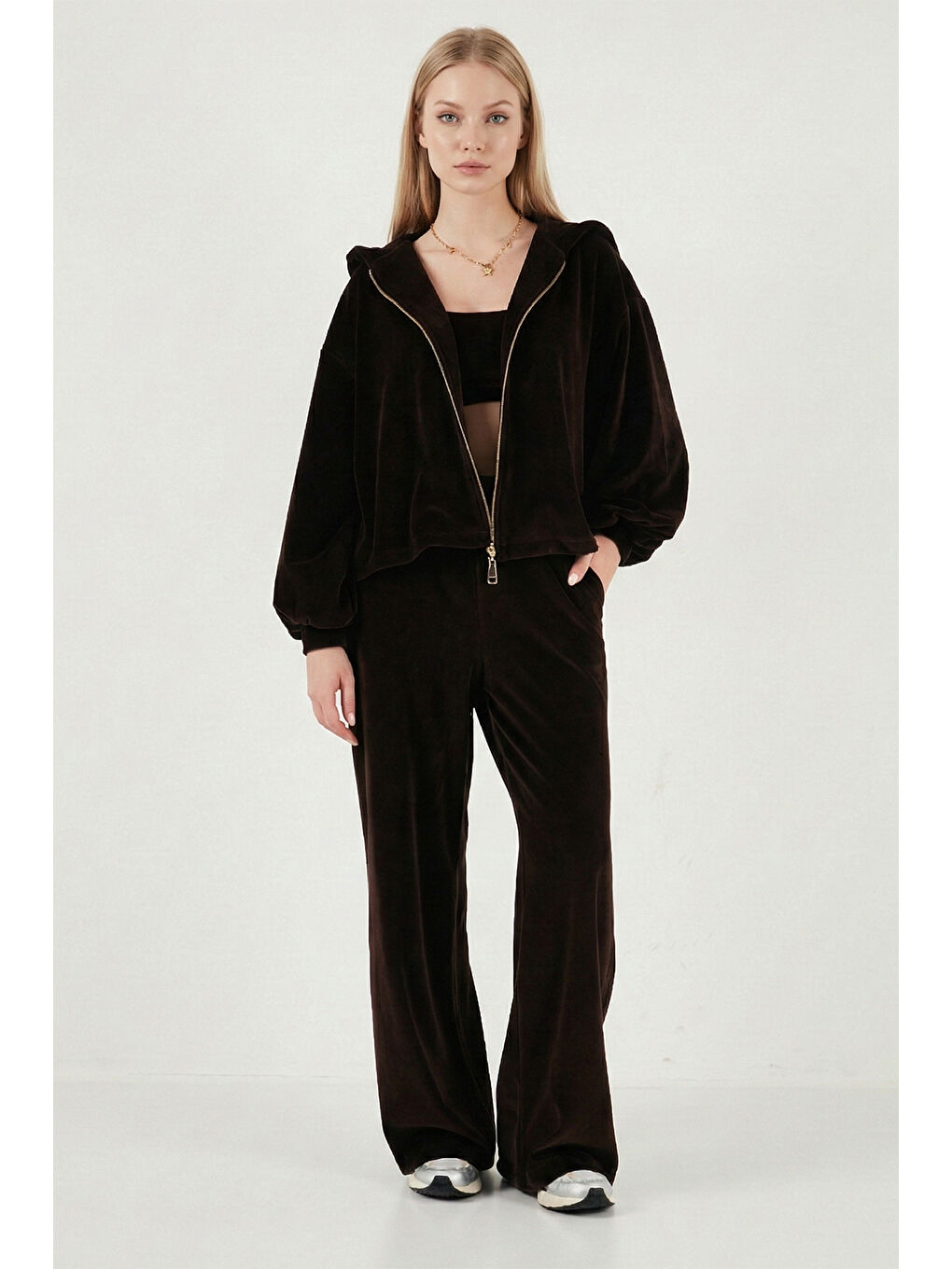 Kahverengi Pamuklu Regular Fit Kapüşonlu Kadife Dokulu Kadın 3'lü Takım 6830097-2