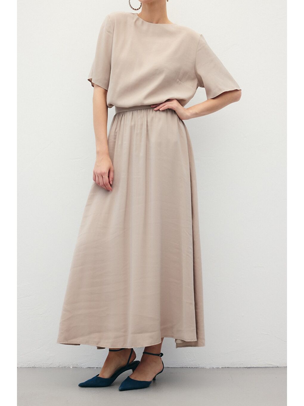 Bej Yırtmaçlı Uzun Etek - Taş-6
