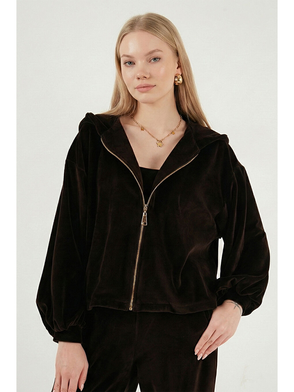 Kahverengi Pamuklu Regular Fit Kapüşonlu Kadife Dokulu Kadın 3'lü Takım 6830097-3