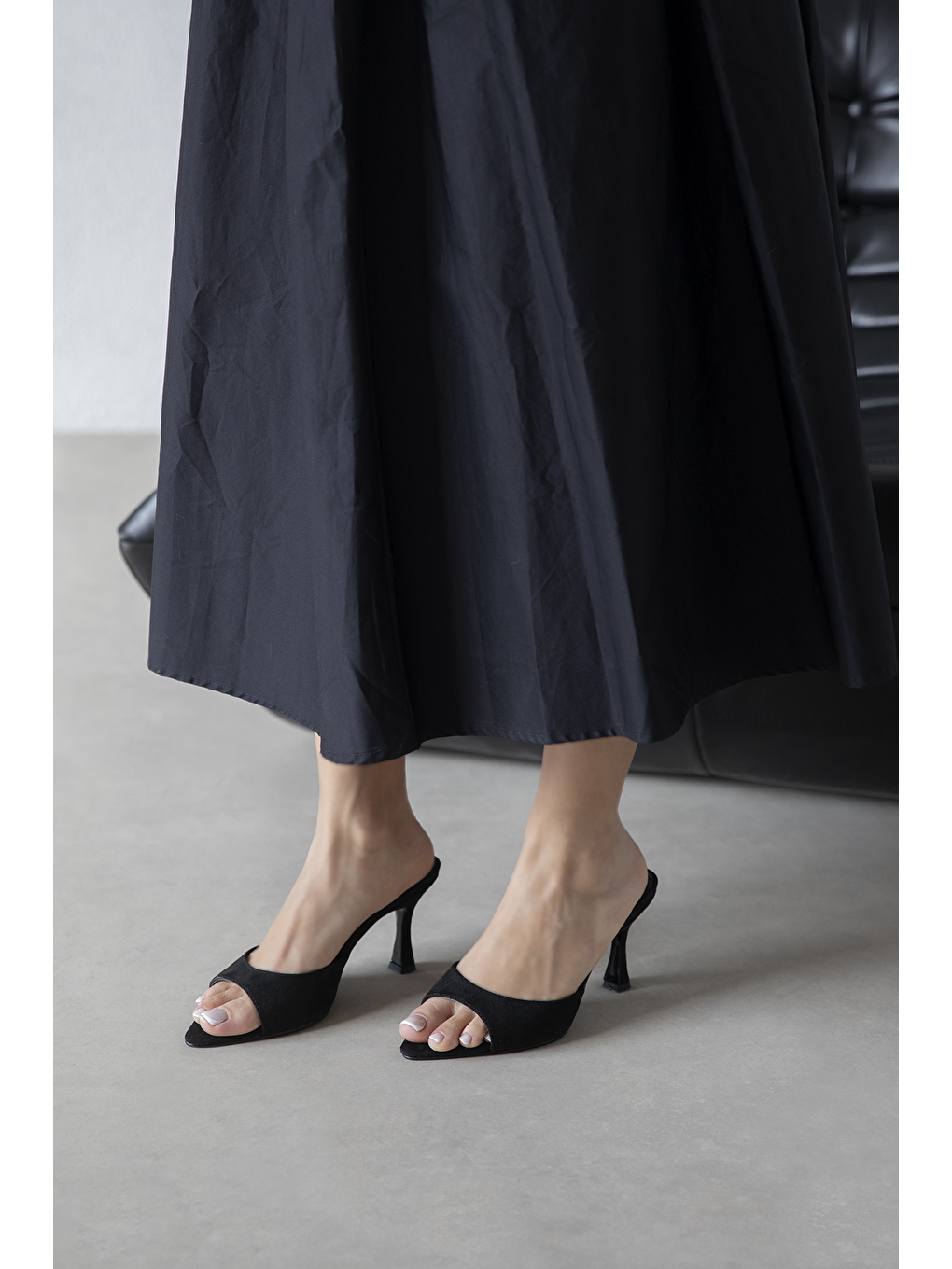 Franco Kadın Topuklu Süet Siyah Topuklu Terlik