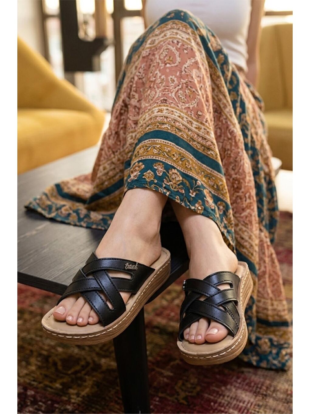 Siyah Trd 102 Bohem Stil Çapraz Bantlı Kalın Taban Terlik-1