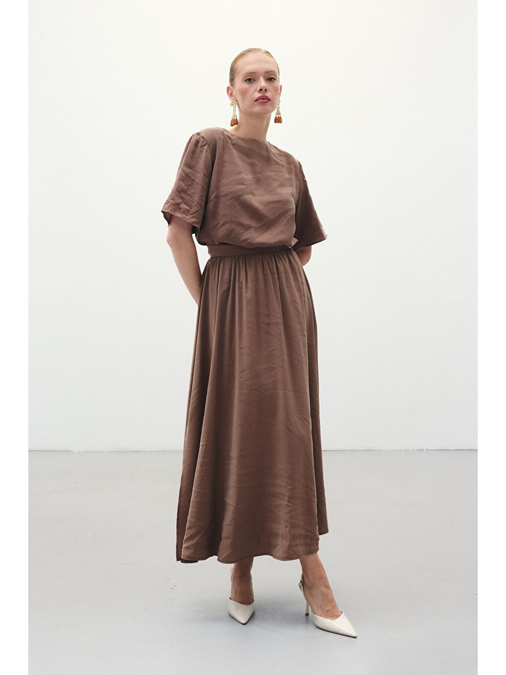 Kahverengi Yırtmaçlı Uzun Etek - Kahve-2