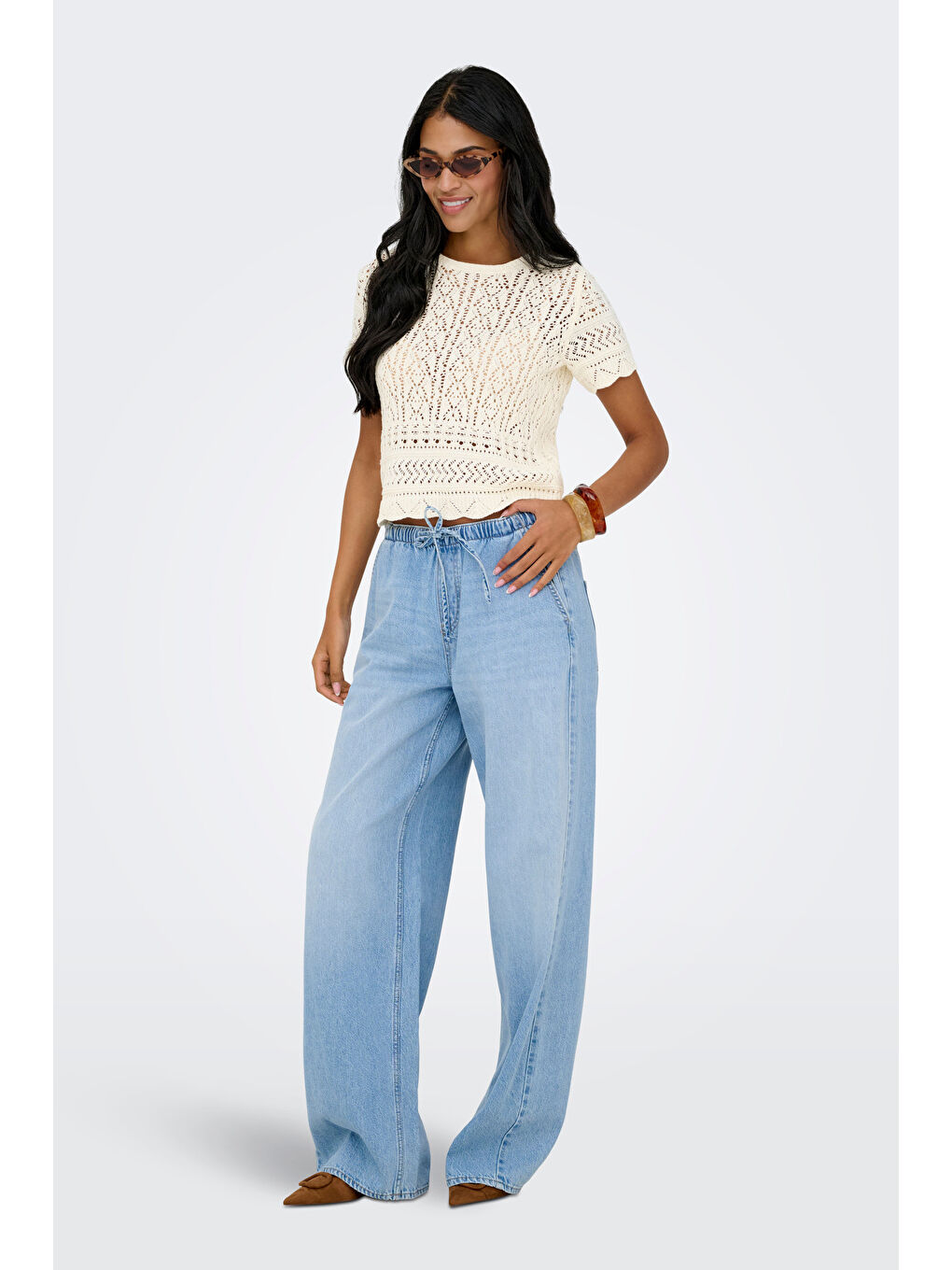 Ekru Onlelke Pamuklu Regular Fit Örme Bisiklet Yaka Kadın Kazak 15370940-1