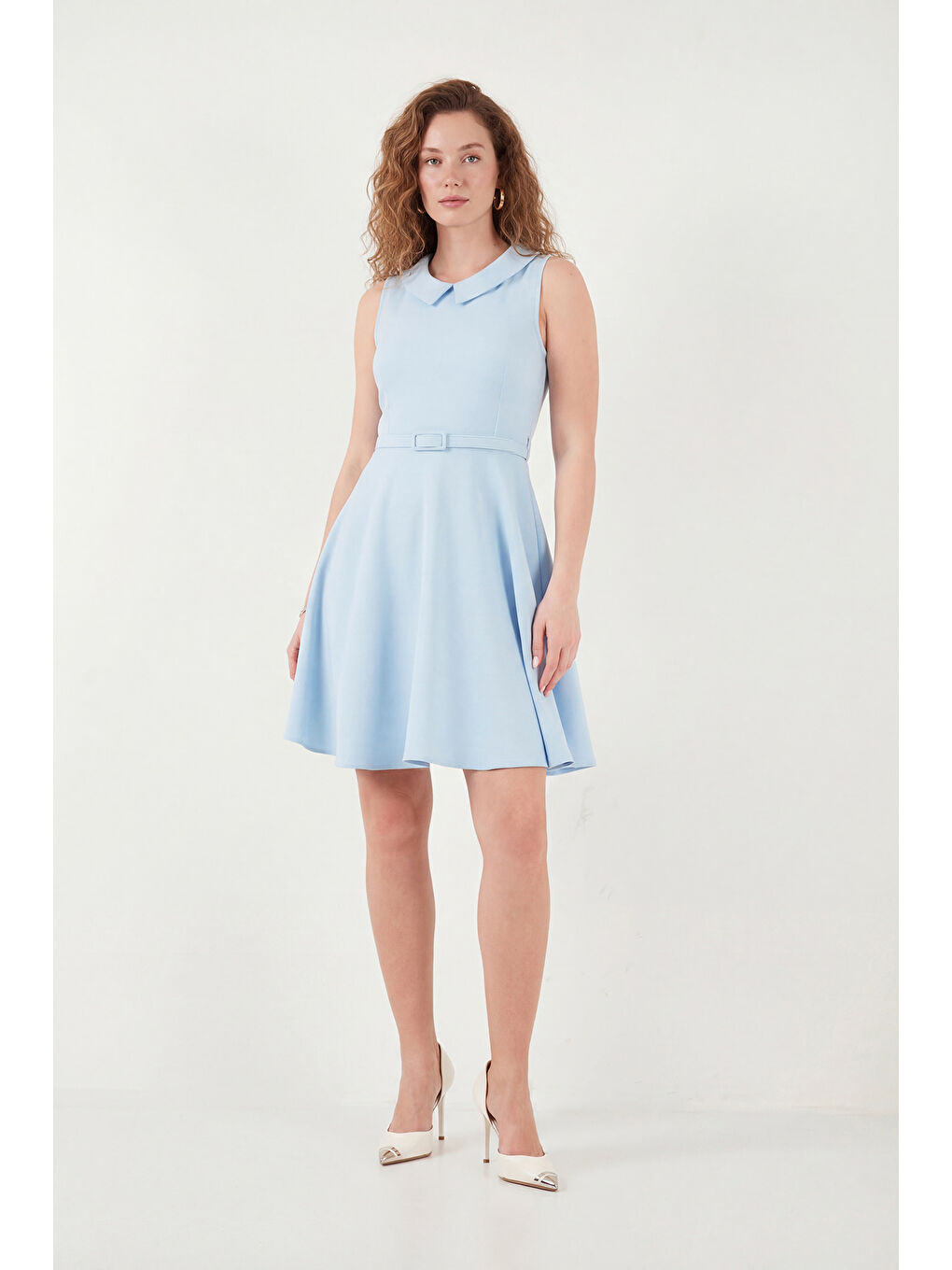 Mavi A Kesim Regular Fit Yaka ve Kemer Detaylı Mini Davet Elbise 6525740-2