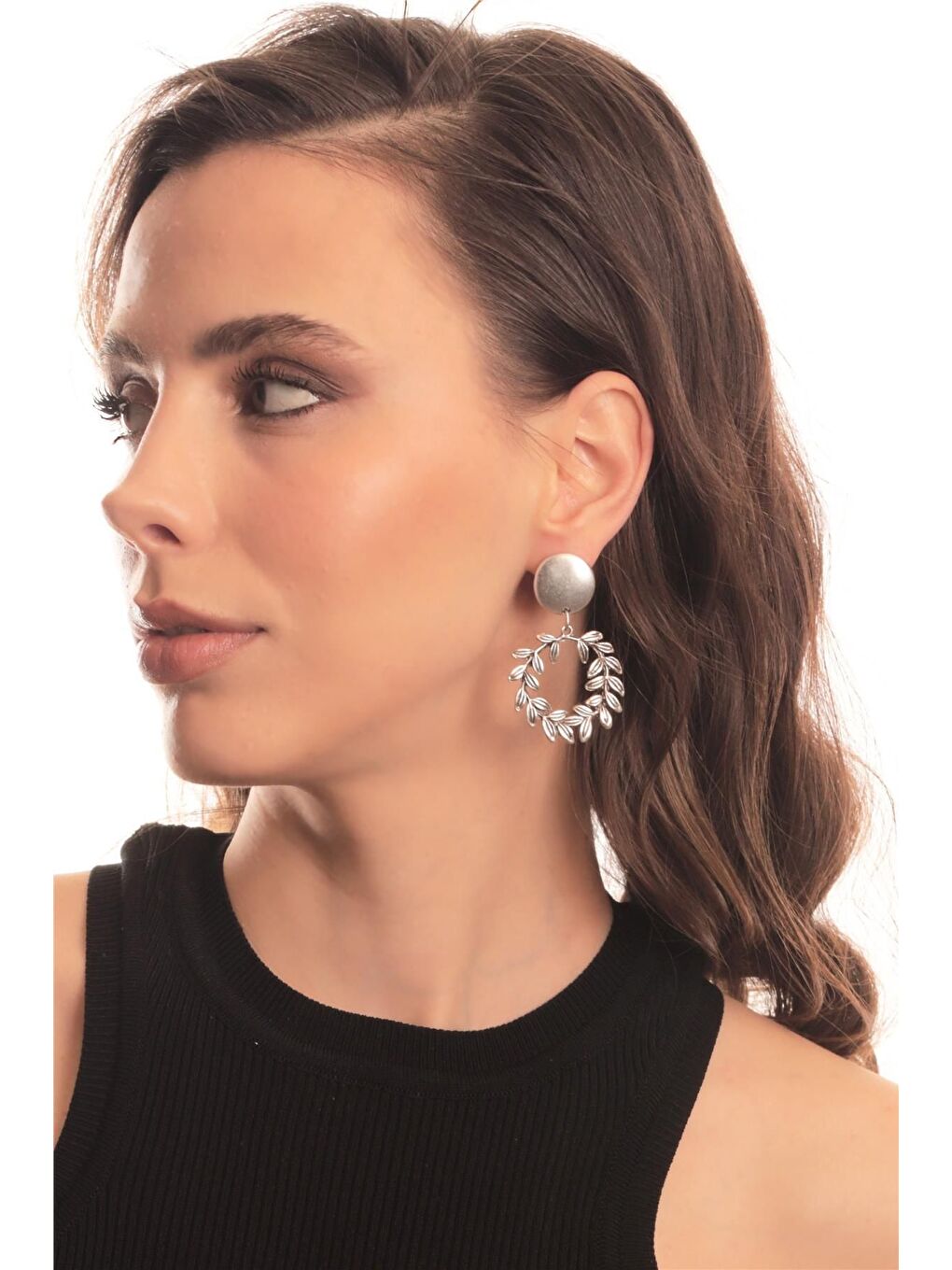 Gri Kadın Antik Gümüş Kaplama Çivili Model Yaprak Stilizesi Küpe-1