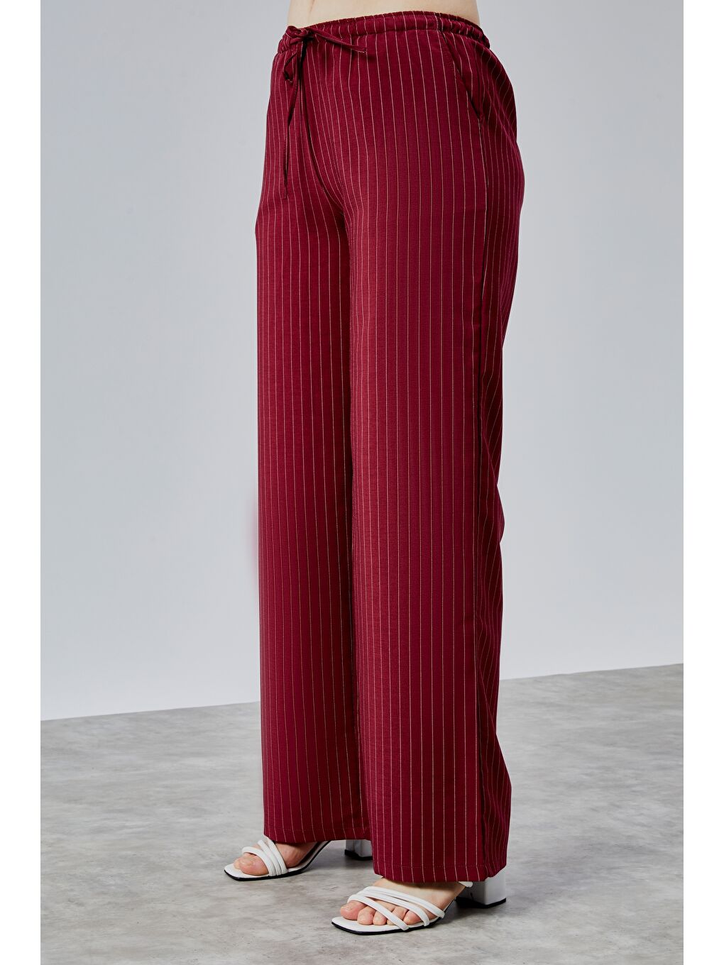 Bordo Kadın Pantolon Geniş Paça Yüksel Bel Cepli Çizgili Pantolon ÇİZGİLİ-PANTOLON-2