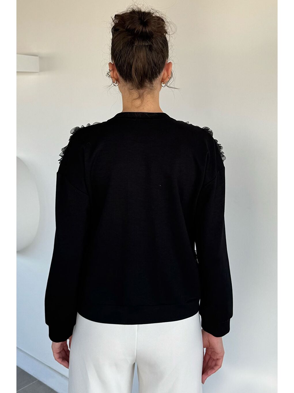 Siyah Kadın Ön Fermuarlı Gül Figürlü Taşlı Ceket-3