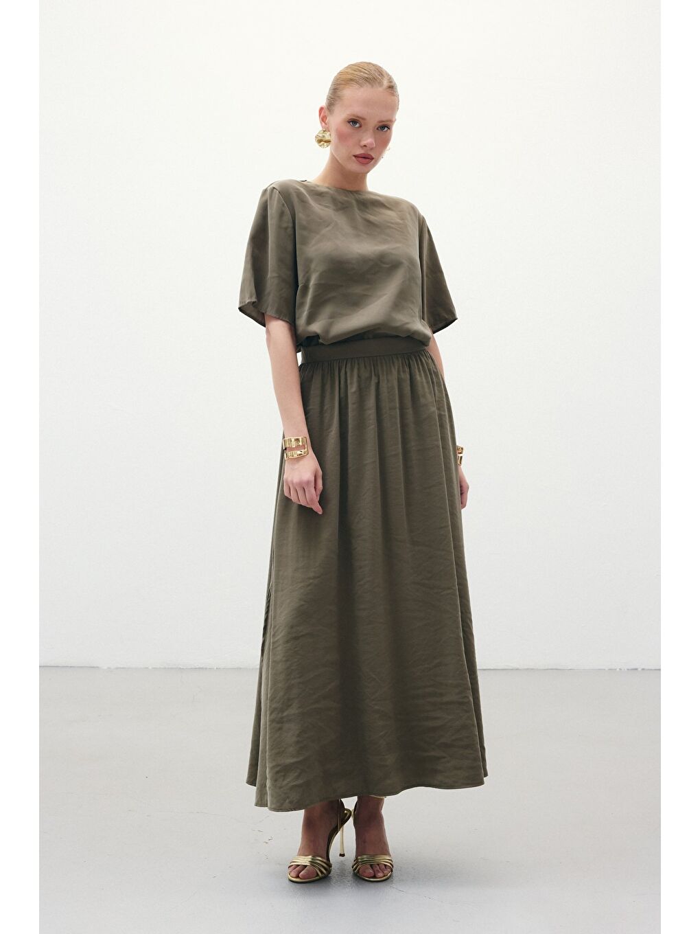 Yırtmaçlı Uzun Etek - Haki-2