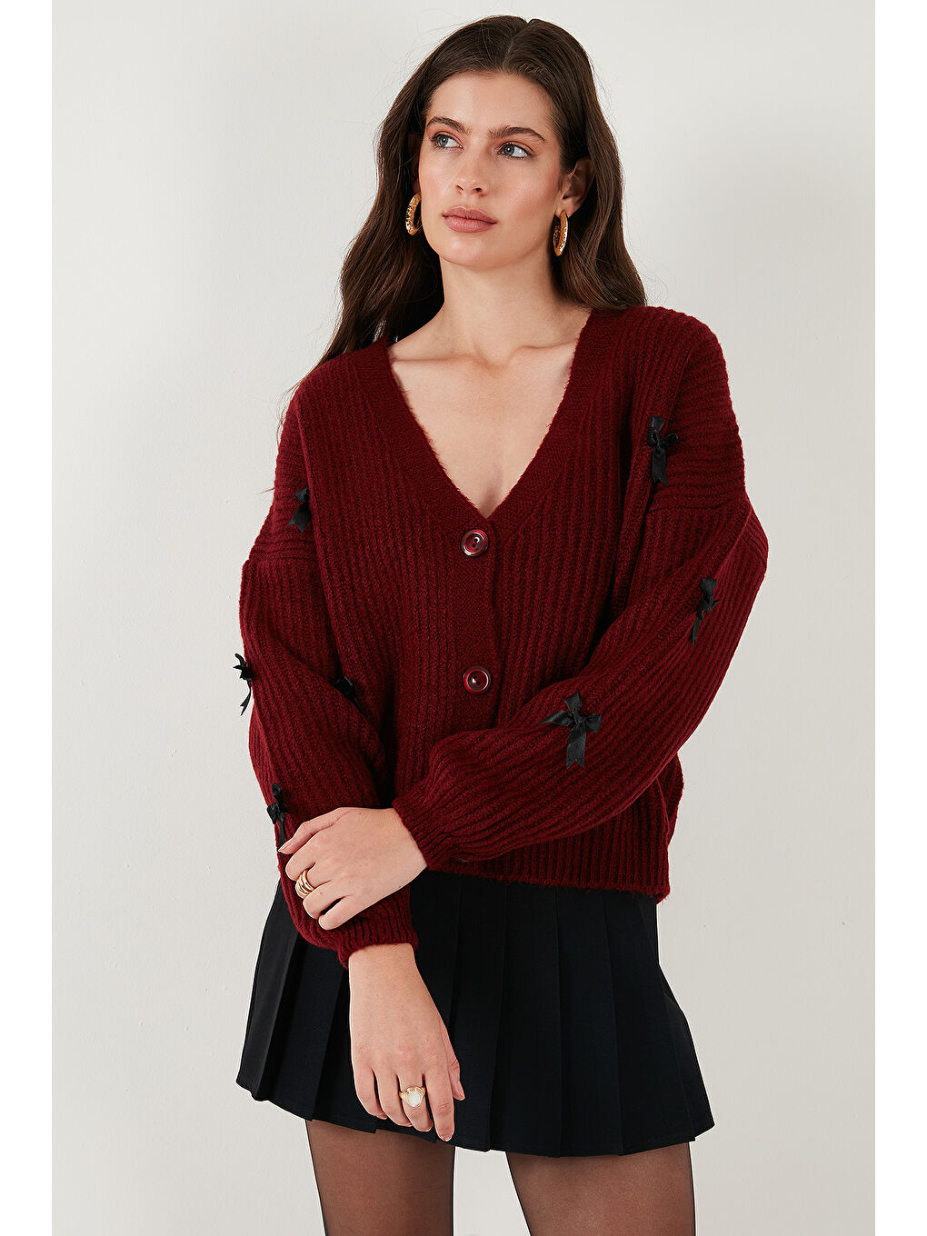 Bordo Oversize Fit V Yaka Fiyonk Detaylı Düğmeli Hırka 4615577-4