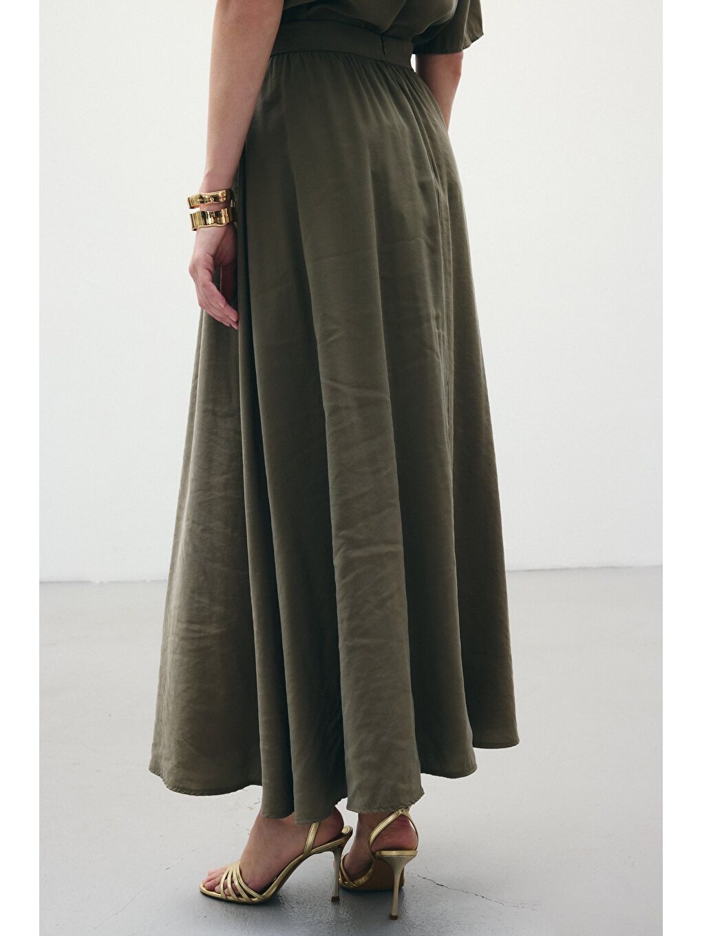 Yırtmaçlı Uzun Etek - Haki-7