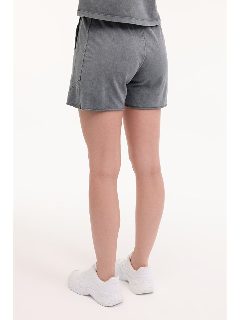 WL KINSEY 20SY785 5FX Gri Kadın Şort-1