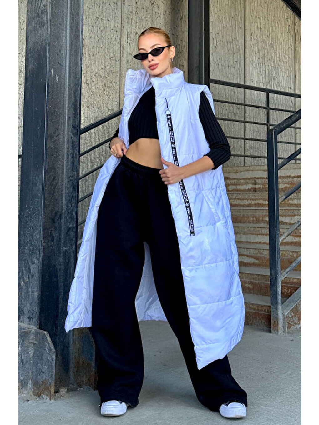 Beyaz Uzun Boy Kapitone Şişme Yelek-1