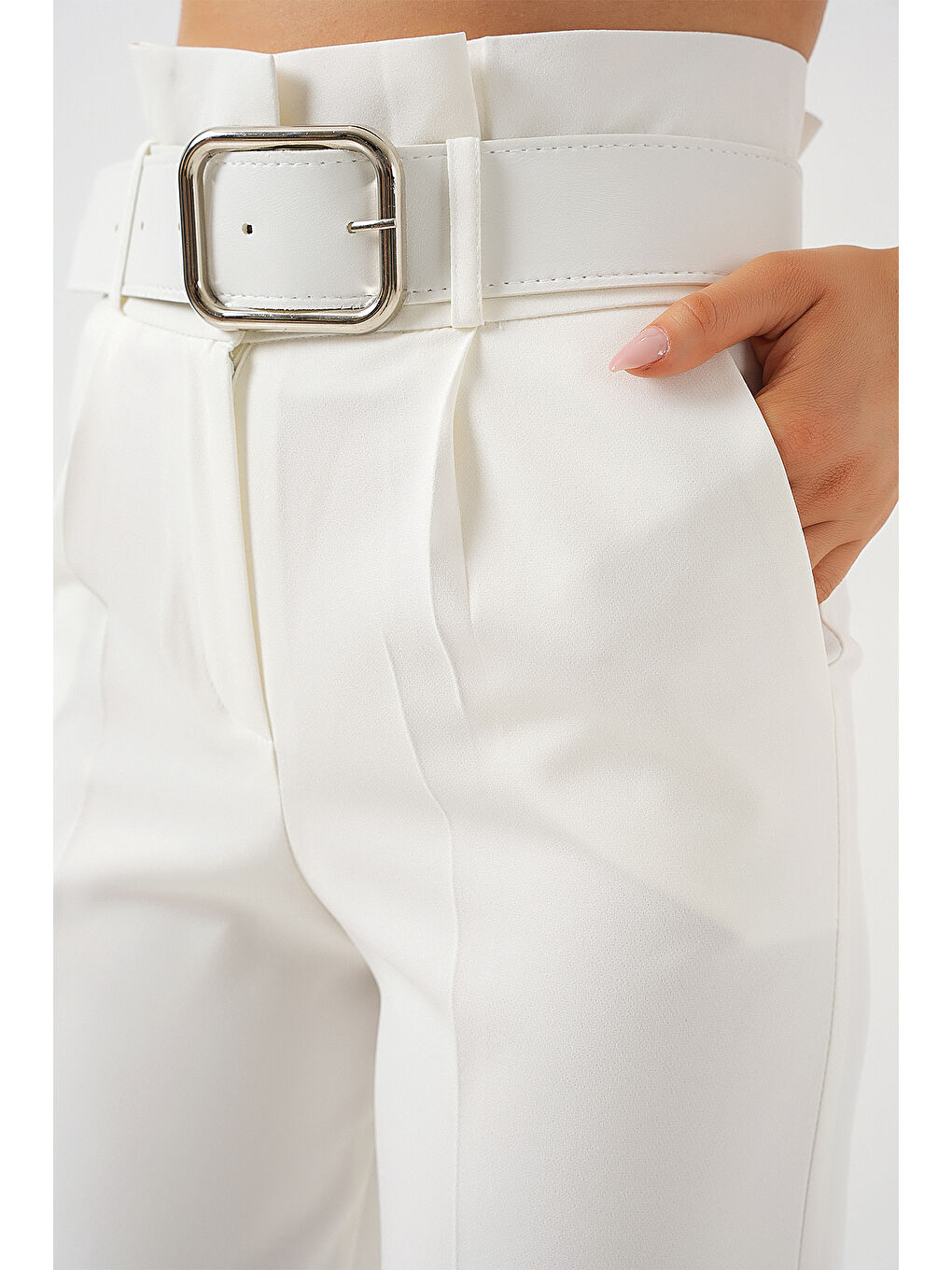 6556 Kemerli Kumaş Pantolon - Ekru-4