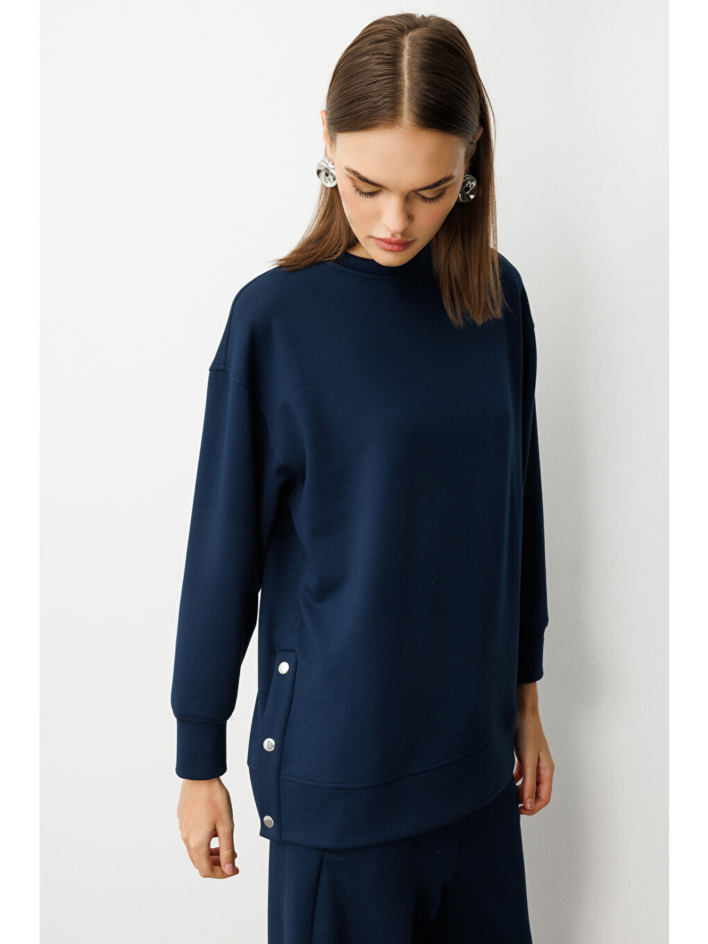 Çıtçıtlı Yumuşak Dokulu İndigo Mavi Spor Tunik-5